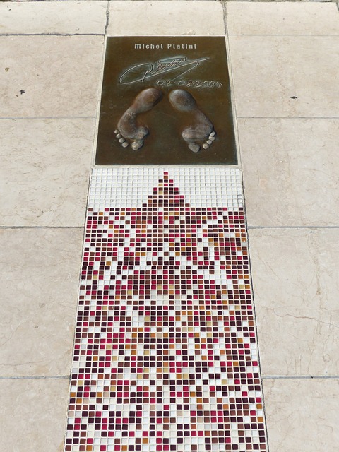 后正确的发 后正确的发